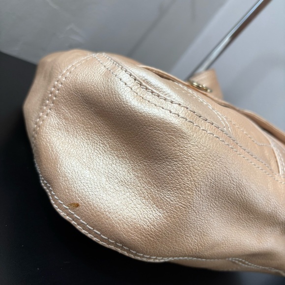 Wilson’s Leather Y2K Metallic Gold Hobo Shoulder Bag Purse - Picture 13 of 16